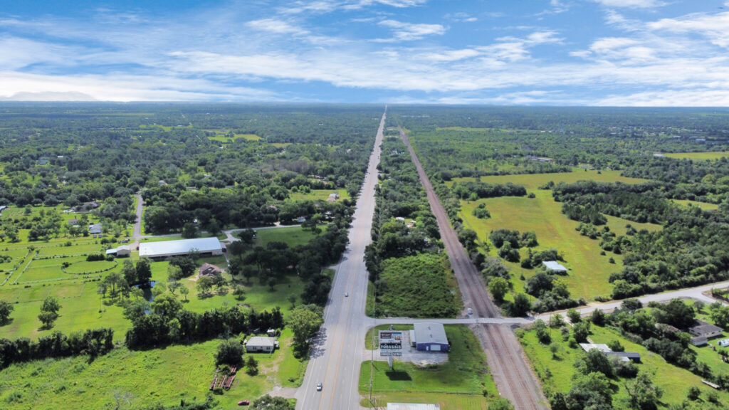 19629-E-Highway-6-Alvin-TX-Building-Photo-3-LargeHighDefinition